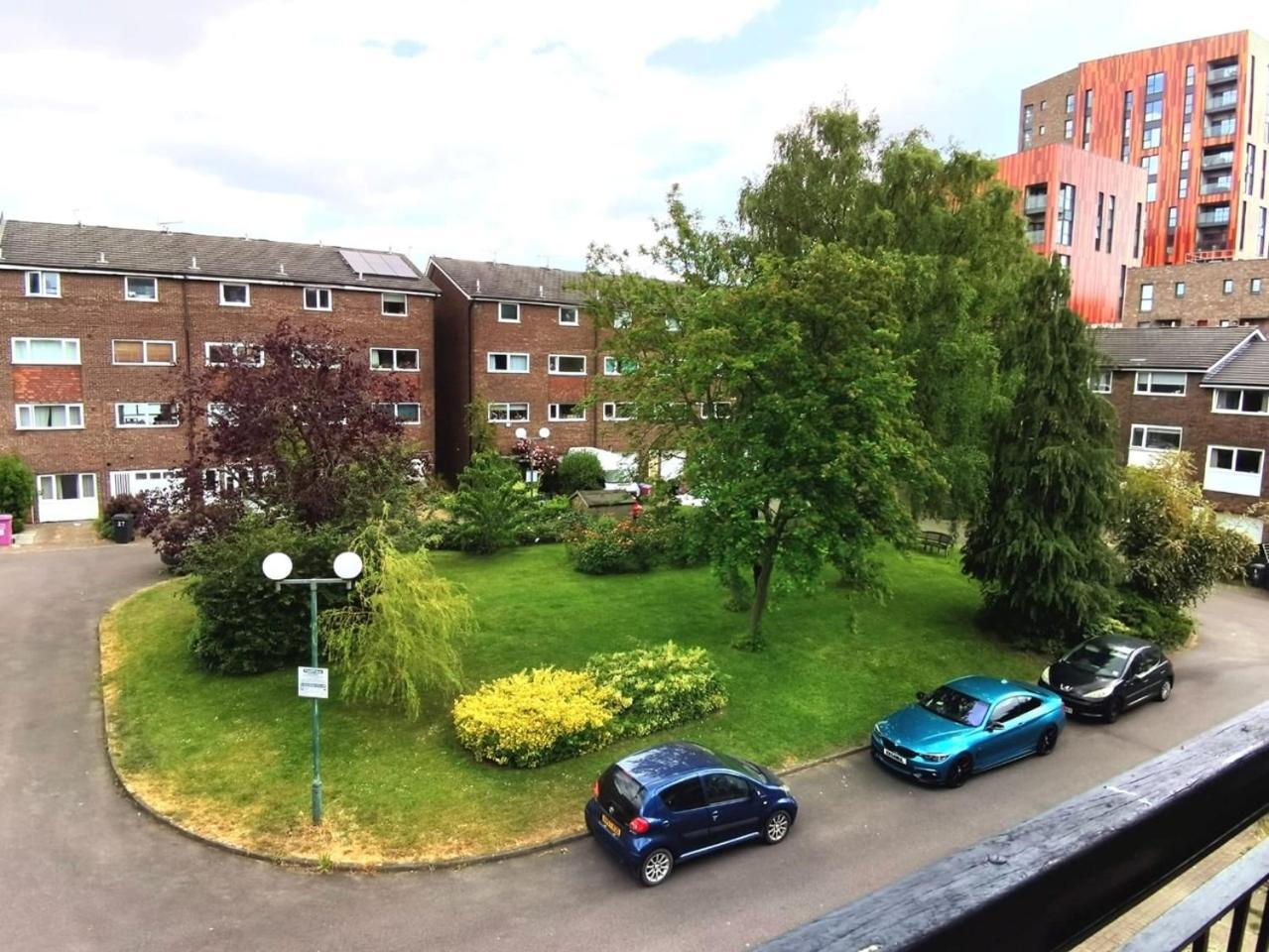 Cosy Bedroom With Private Bathroom Ensuite In Canary Wharf E14 Only 1 Stop To Excel And O2 For Short Or Long Let In Canary Wharf, Less Than An Hour From Heathrow, Stansted And Gatwick Airport Gasthof